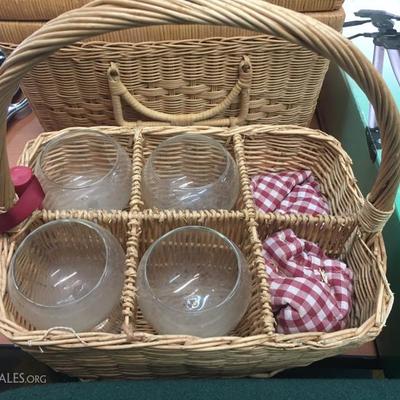Beverage basket