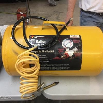 Air compressor