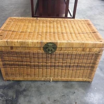 Wicker storage box