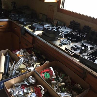 Very rare pieces of Griswold Cast Iron