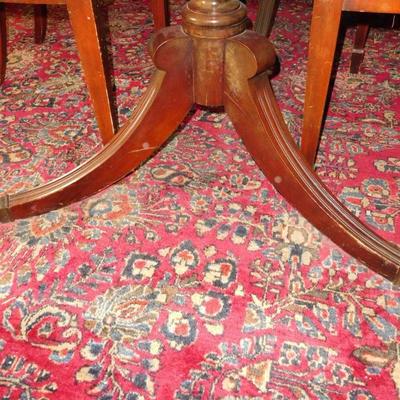 Duncan Phyfe Legs Dining Room Table