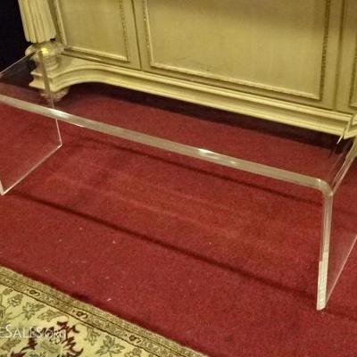 THICK CLEAR LUCITE TABLE