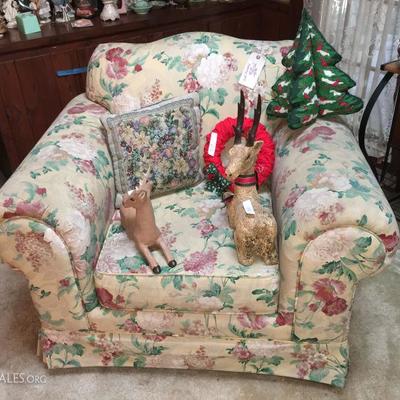 LARGE CLOTH COVERED CHAIR, CHRISTMAS ITEMS, WREATHS