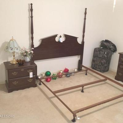 QUEEN OR FULL BED WITH WOOD HEADBOARD, NIGHT STANDS