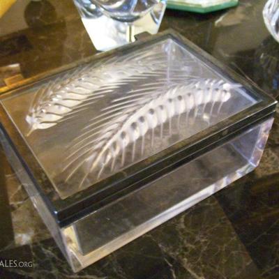 Lalique dresser box