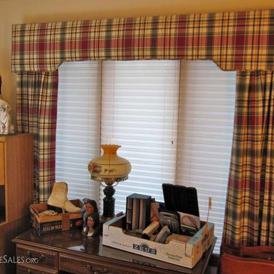 Box valance with curtains in pleasing plaid