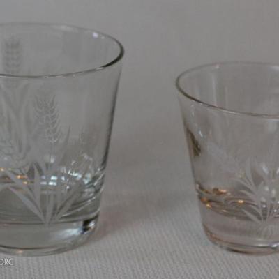 glassware with frosted wheat design - 10 each size