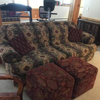 Hillcraft couch in great condition 88