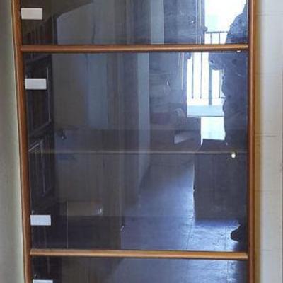 MLT052 Display Cabinet with Shelves & Glass Doors #3
