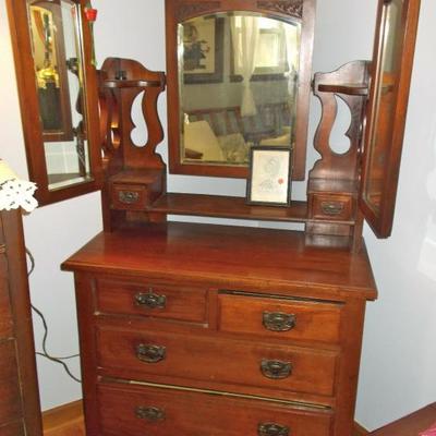 Antique tri-fold mirror dresser $320
36 X 18 X 68