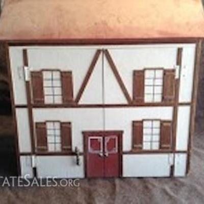 Wood Barn Doll House
