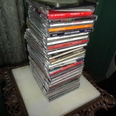 100'S MUSIC CD'S TO SELECT FROM