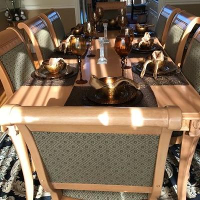 STANLEY DINING SET IN EXCELLENT CONDITION-CHINA, CRYSTAL, ACCESSORIES NOT FOR SALE