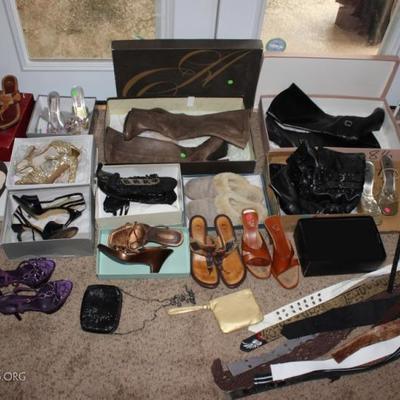Box lot of shoes, belts, and purses
