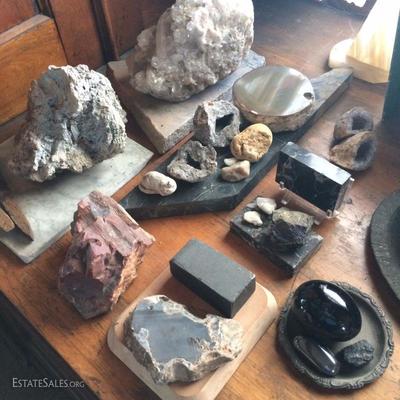 Collection of minerals & rocks