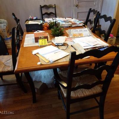 Dinning Room Table with 6 Chairs