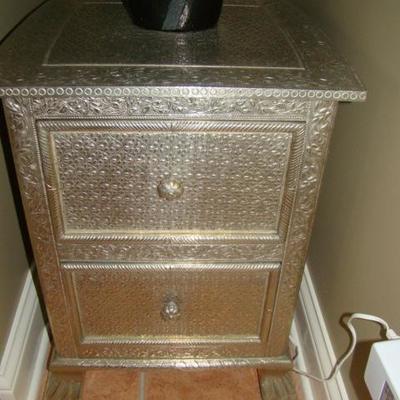 metal plated decorative end table 