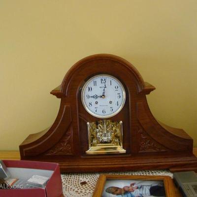 table clock 
