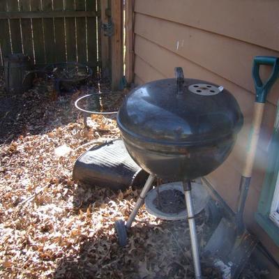 weber charcoal grill 
