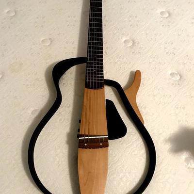 Yamaha Silent Guitar SLG-100S