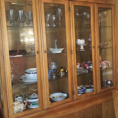 Thomasville China Cabinet