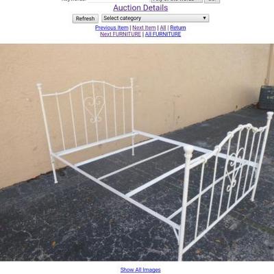 Hearts forever White metal bed Frame 