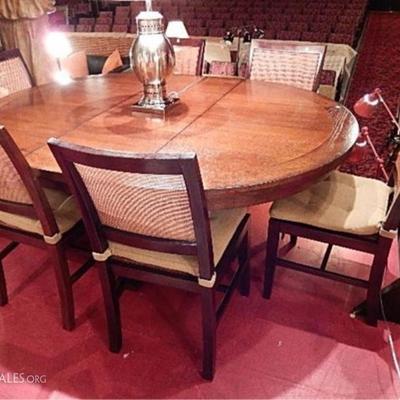 CRATE AND BARREL OVAL DINING TABLE WITH 6 CHAIRS AND LEAF
