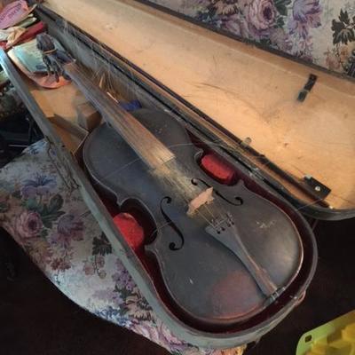 JACOBUS STAINER VIOLIN 
