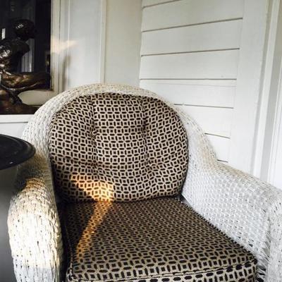 Custom Set of White Rope Wicker $450 (2 Chairs, 1 Settee & Side Table)