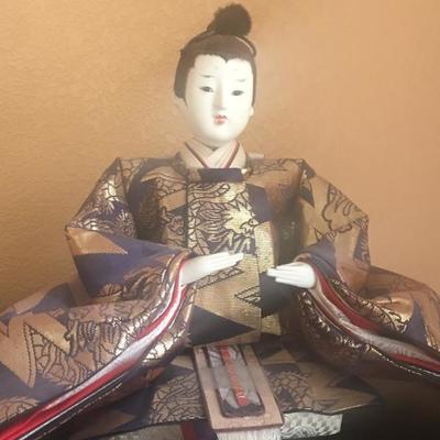 Sitting doll in Kimono