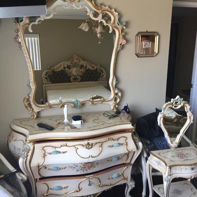  Dresser and an table imported from Italy handpainted handcrafted    Nine piece bedroom set   