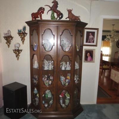 Lighted Large Thomasville Curio Cabinet