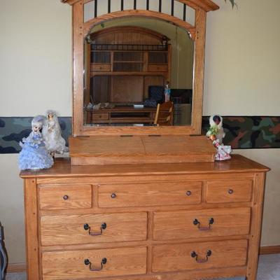 7 drawer dresser with mirror 