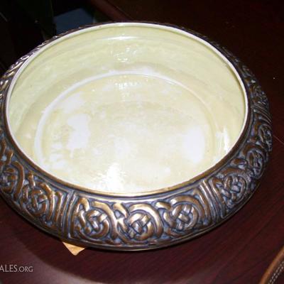 Rare Belleek Center bowl with Celtic design