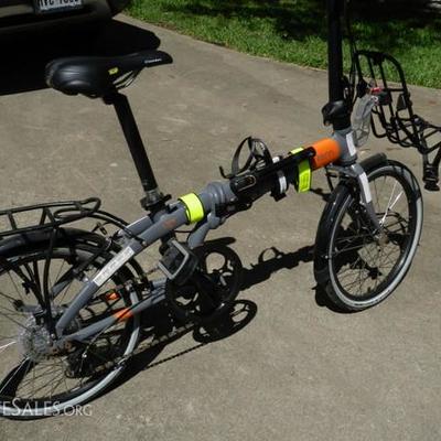 Trev 8-speed folding bicycle-- never been used.