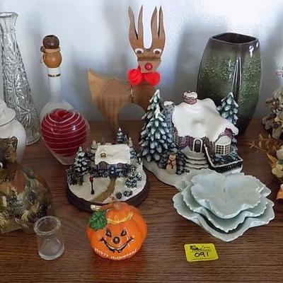 WNT091 Thomas Kinkade Christmas Figurine, Vases, Candles & More!
