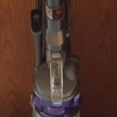 WNT036 Dyson DC25 Animal Upright Ball Vacuum Cleaner
