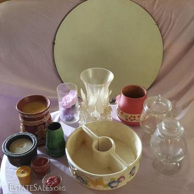 WNT025 Vintage Ceramic & Glass DÃ©cor & Round Hanging Mirror
