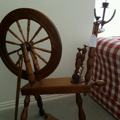 antique spinning wheels