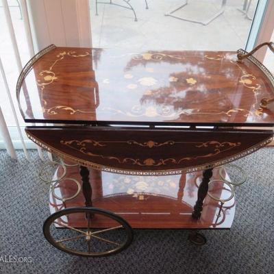 Vintage Tea Cart / Liquor Cart / Bar Cart. Made In Italy. 31 1/2'' L x 19'' W (with leafs down) x 29 1/2'' H
