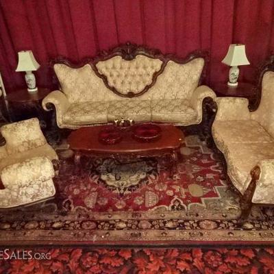 3 PIECE VICTORIAN STYLE PARLOR SET WITH SOFA, CHAIR, LOVESEAT