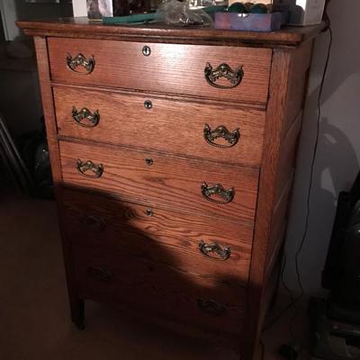 Victorian oak highboy dresser