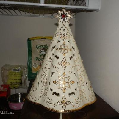 LENOX MUSICAL PORCELAIN TREE
