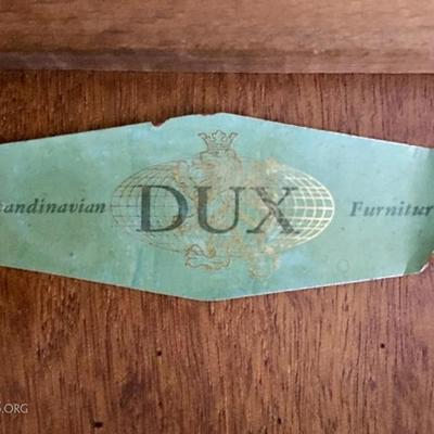 Scandinavian table and chair insignia