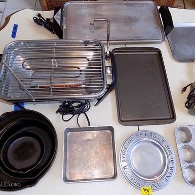 EHT116 Cast Iron Frying Pans, Baking Ware
