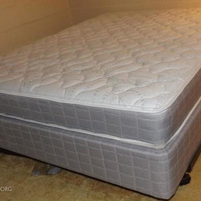 EHT121 Full Size Serta Sertapedic  Bed Set
