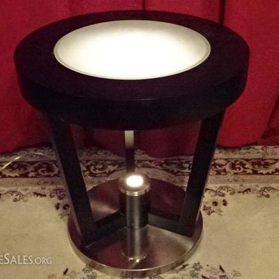 MODERN LIGHTED SIDE TABLE WITH STEEL BASE AND LIGHT