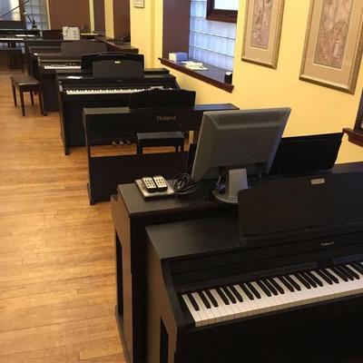Roland Digital Pianos! 
