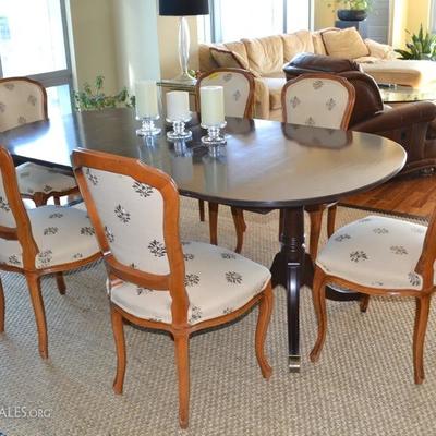 Double pedestal dining table with 8 chairs