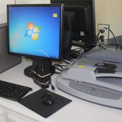 Dell computer with intel 4 processor, also comes  with photo film scanner
